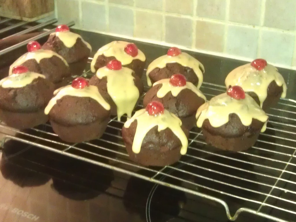 Christmas Pudding Cup Cakes