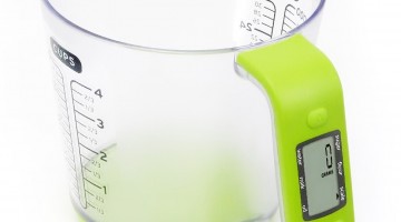 digital scales measuring jug