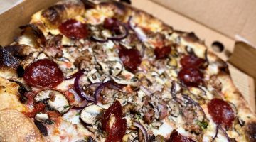 Where to eat pizza in halifax