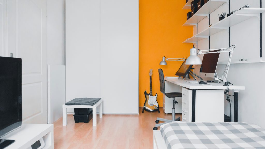 Bedroom of a Uni Student